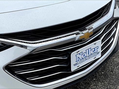 Used 2024 Chevrolet Malibu LT image 28