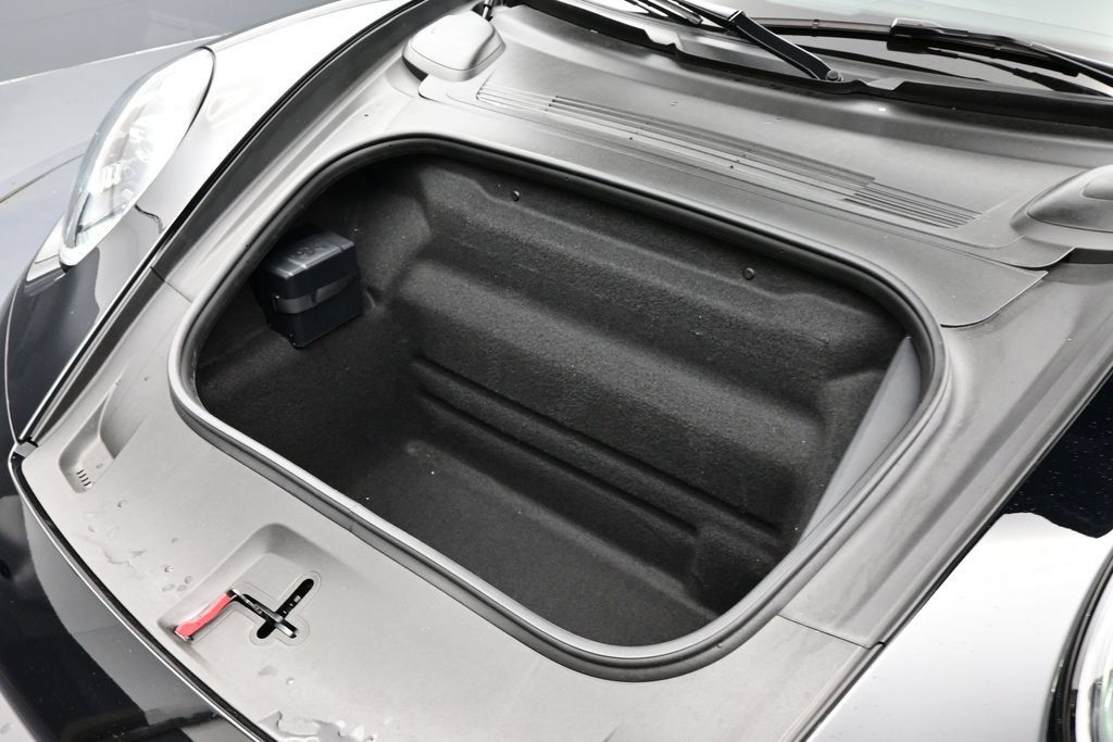 Certified 2026 Porsche 911 Carrera 4S AWD/4WD image 16