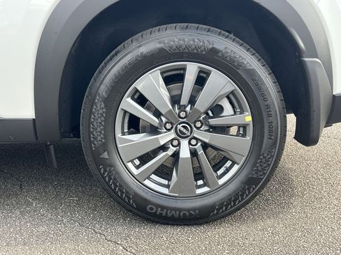 New 2026 Nissan Pathfinder SV AWD/4WD image 26