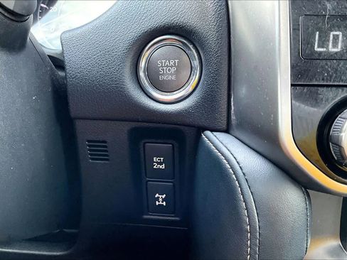 Certified 2023 Lexus GX 460 Premium AWD/4WD image 50