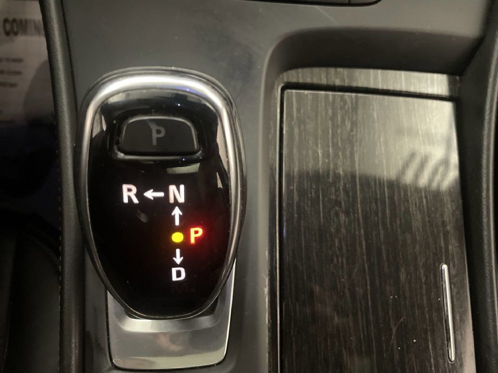 Used 2017 Buick LaCrosse Essence w/ Sun and Shade Package FWD image 8