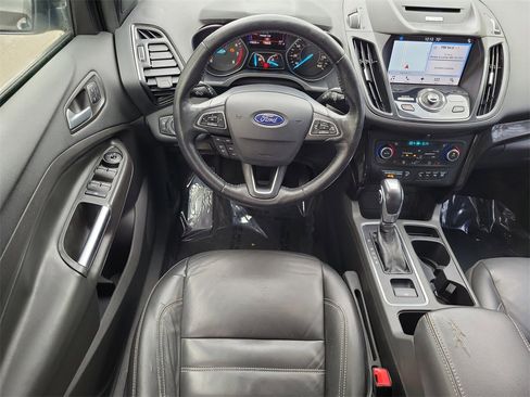 Used 2018 Ford Escape Titanium image 16