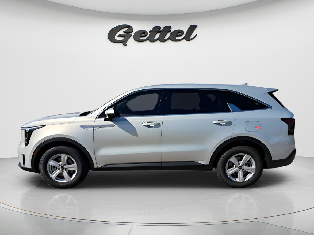 Used 2026 Kia Sorento LX FWD image 8
