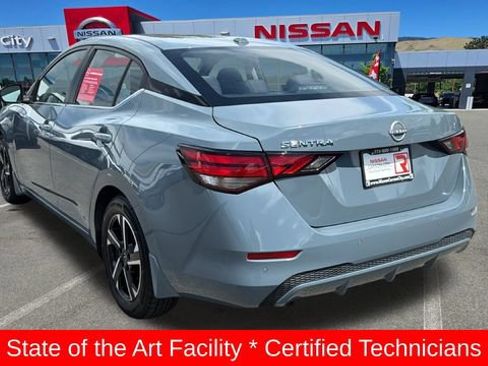 Used 2025 Nissan Sentra SV FWD image 5