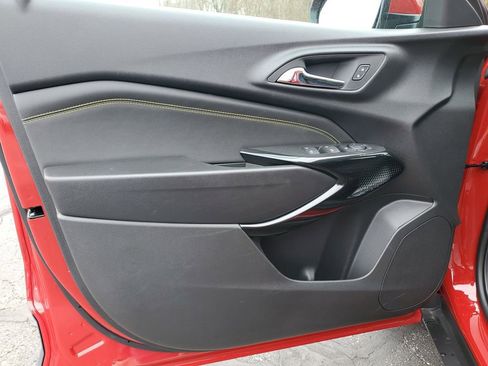 New 2026 Chevrolet Trax LT w/ Driver Confidence Package FWD image 12