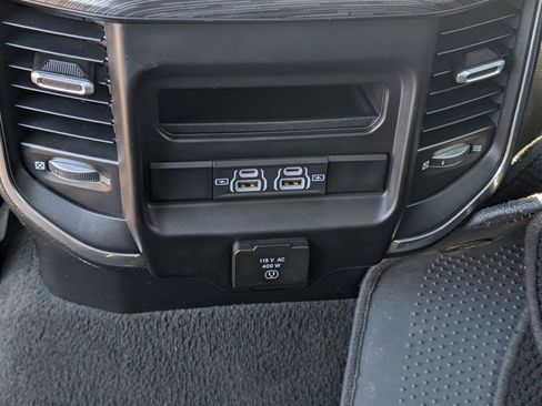Used 2024 RAM 1500 Laramie AWD/4WD image 29