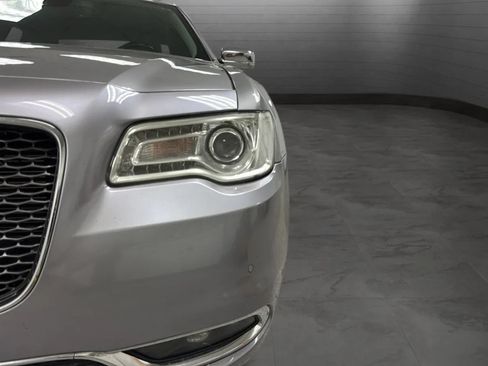 Used 2018 Chrysler 300 Limited w/ Safetytec Plus Group AWD/4WD image 32