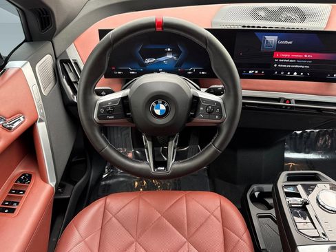 Used 2025 BMW iX M60 image 29