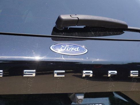 Used 2023 Ford Escape Active AWD/4WD image 18