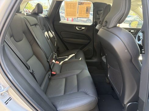 Certified 2025 Volvo XC60 B5 Plus image 74