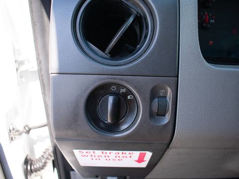 Used 2005 Ford F150 STX image 20