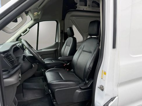 Used 2022 Ford Transit 250 148 High Roof AWD image 2
