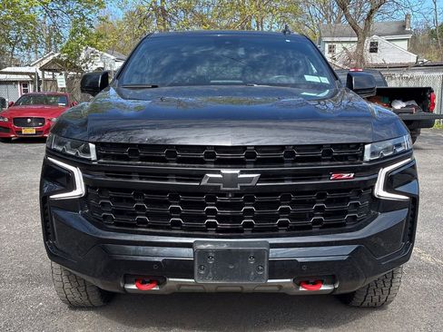 Used 2023 Chevrolet Suburban Z71 w/ Luxury Package AWD/4WD image 2