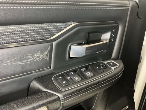 Used 2019 RAM 2500 Limited AWD/4WD image 16
