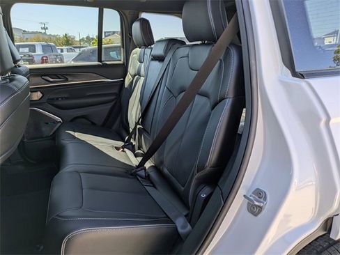 New 2025 Jeep Grand Cherokee Overland w/ Trailer Tow Package image 14