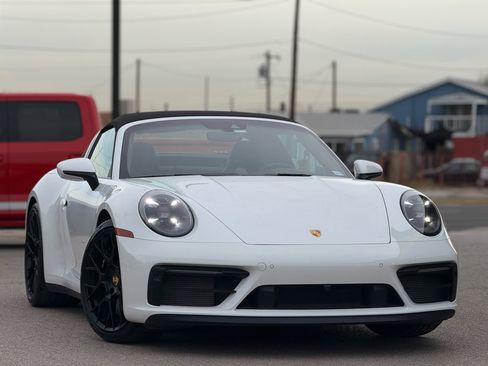 Used 2024 Porsche 911 50th Anniversary Edition image 2