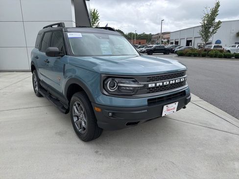 Used 2023 Ford Bronco Sport Badlands AWD/4WD image 1