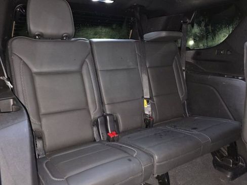 Used 2025 GMC Yukon Denali image 13