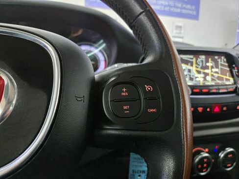 Used 2014 FIAT 500L Trekking w/ Popular Equipment Group image 37