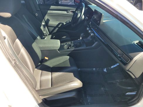 Used 2024 Honda Civic Sport image 19