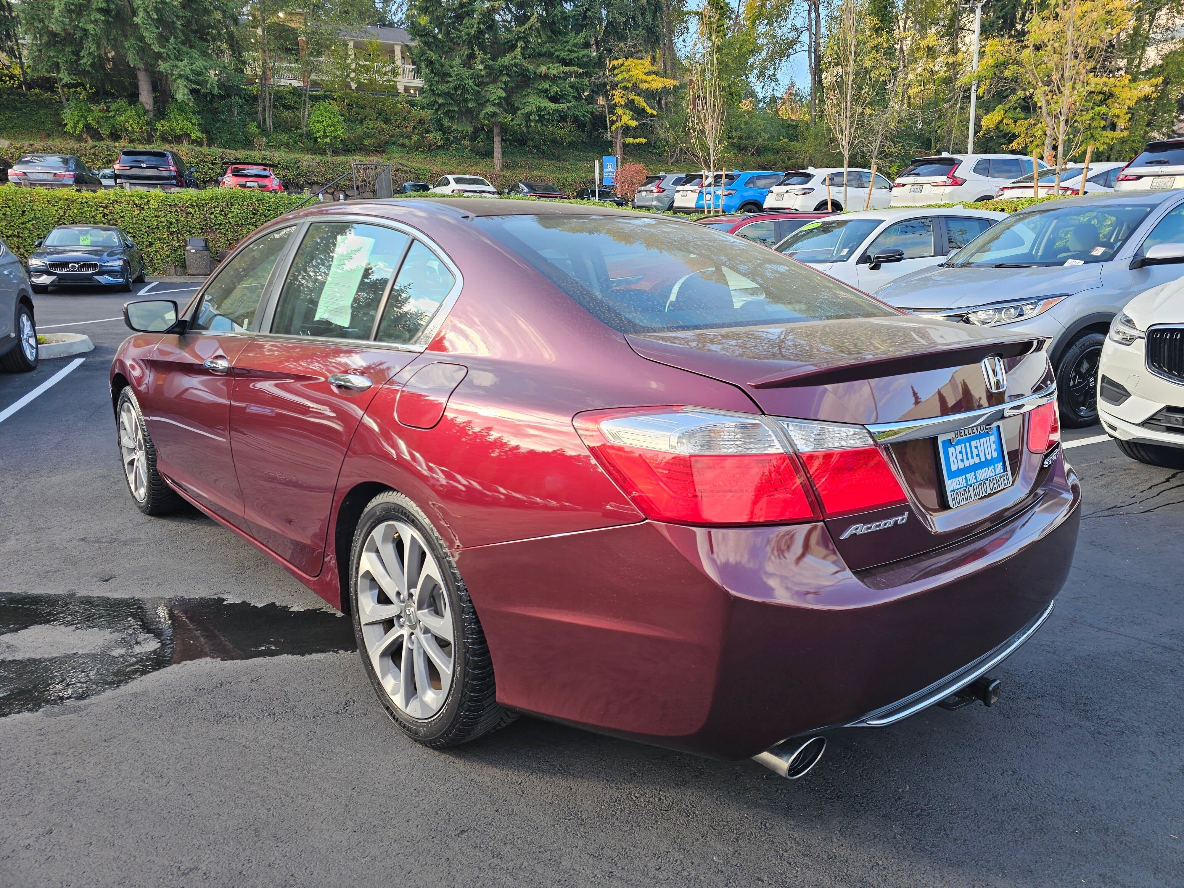 Used 2015 Honda Accord Sport image 5