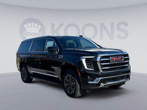 New 2026 GMC Yukon XL Elevation image 10