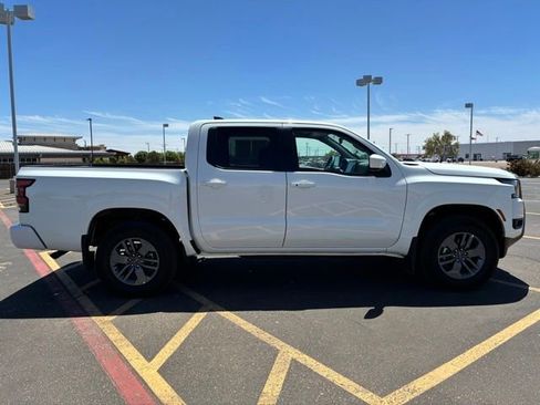 Certified 2025 Nissan Frontier SV w/ SV Convenience Package AWD/4WD image 7