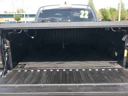 Certified 2022 Toyota Tacoma TRD Off-Road w/ TRD Premium Off Road Package image 13