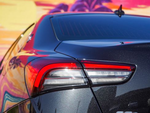 Used 2021 Maserati Ghibli S GranSport Q4 image 14