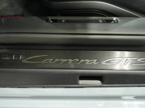 Used 2024 Porsche 911 Carrera GTS image 33
