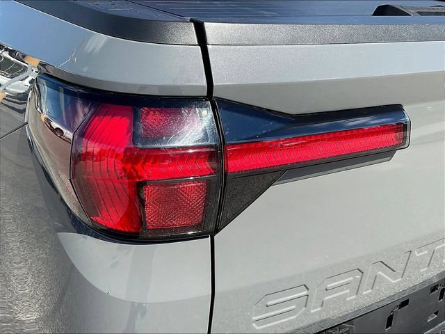 Used 2024 Hyundai Santa Cruz Night AWD/4WD image 25