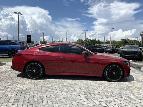 Certified 2026 Mercedes-Benz CLE 300 4MATIC Coupe image 6