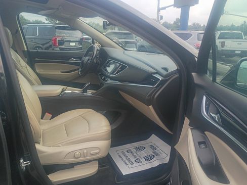 Used 2018 Buick Enclave Premium w/ Experience Buick Package AWD/4WD image 13