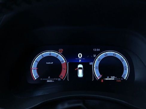 Certified 2025 Toyota Highlander XSE image 30