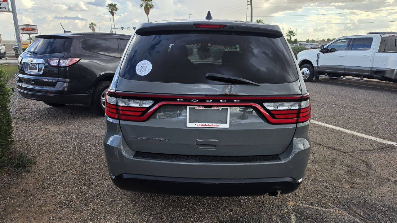 Used 2020 Dodge Durango SXT w/ 3rd Row Seating Group RWD image 4