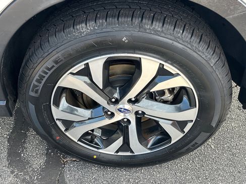 Used 2022 Subaru Outback Limited image 15