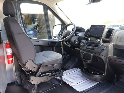 Used 2024 RAM ProMaster 3500 FWD image 24
