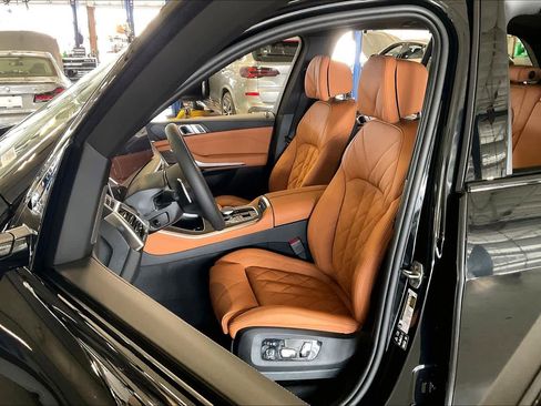 New 2026 BMW X5 xDrive40i image 9
