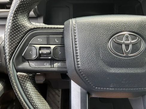 Used 2024 Toyota Tacoma SR5 AWD/4WD image 16