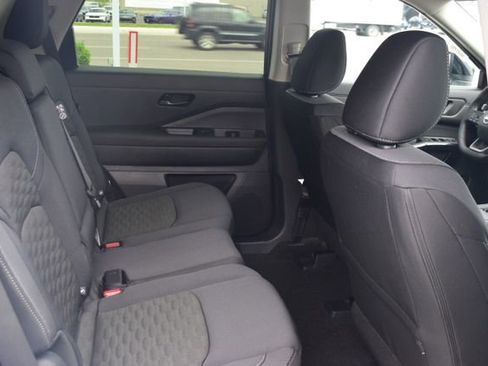 New 2026 Nissan Pathfinder SV AWD/4WD image 12