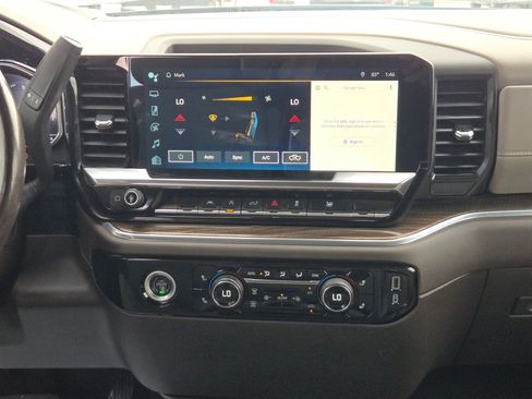 Used 2023 Chevrolet Silverado 1500 LT image 16