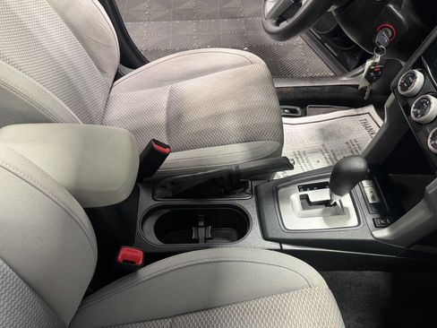 Used 2017 Subaru Forester 2.5i Premium w/ Protection Package #1 AWD/4WD image 18