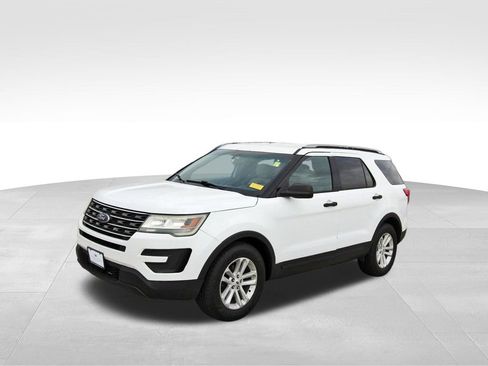 Used 2016 Ford Explorer 4WD image 2