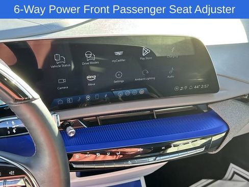 Used 2025 Cadillac Optiq Sport 1 image 19