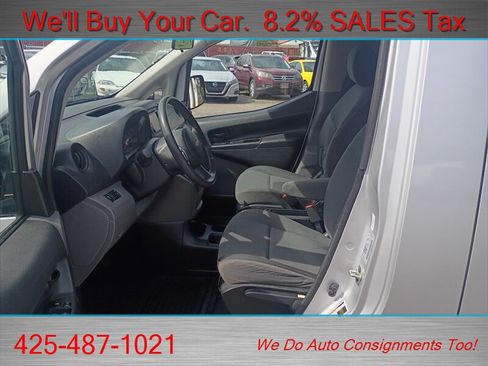 Used 2017 Chevrolet City Express LT w/ Technology Package FWD image 10