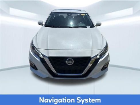 Used 2021 Nissan Altima 2.5 SL FWD image 2