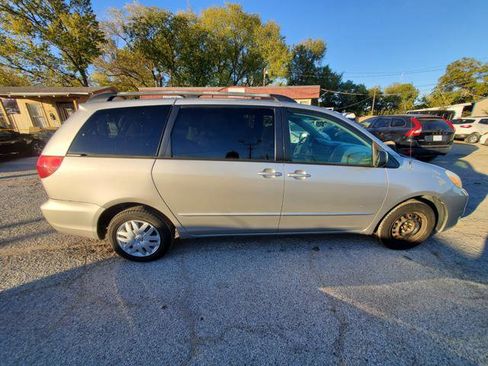 Used 2004 Toyota Sienna LE image 17