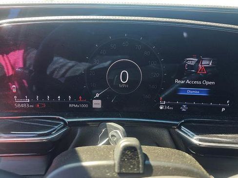 Used 2023 Cadillac Escalade ESV Sport w/ Touring Package image 8