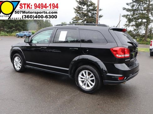 Used 2015 Dodge Journey SXT w/ Flexible Seating Group FWD image 7