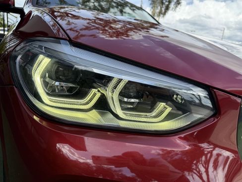 Used 2019 BMW X4 xDrive30i w/ Executive Package AWD/4WD image 9